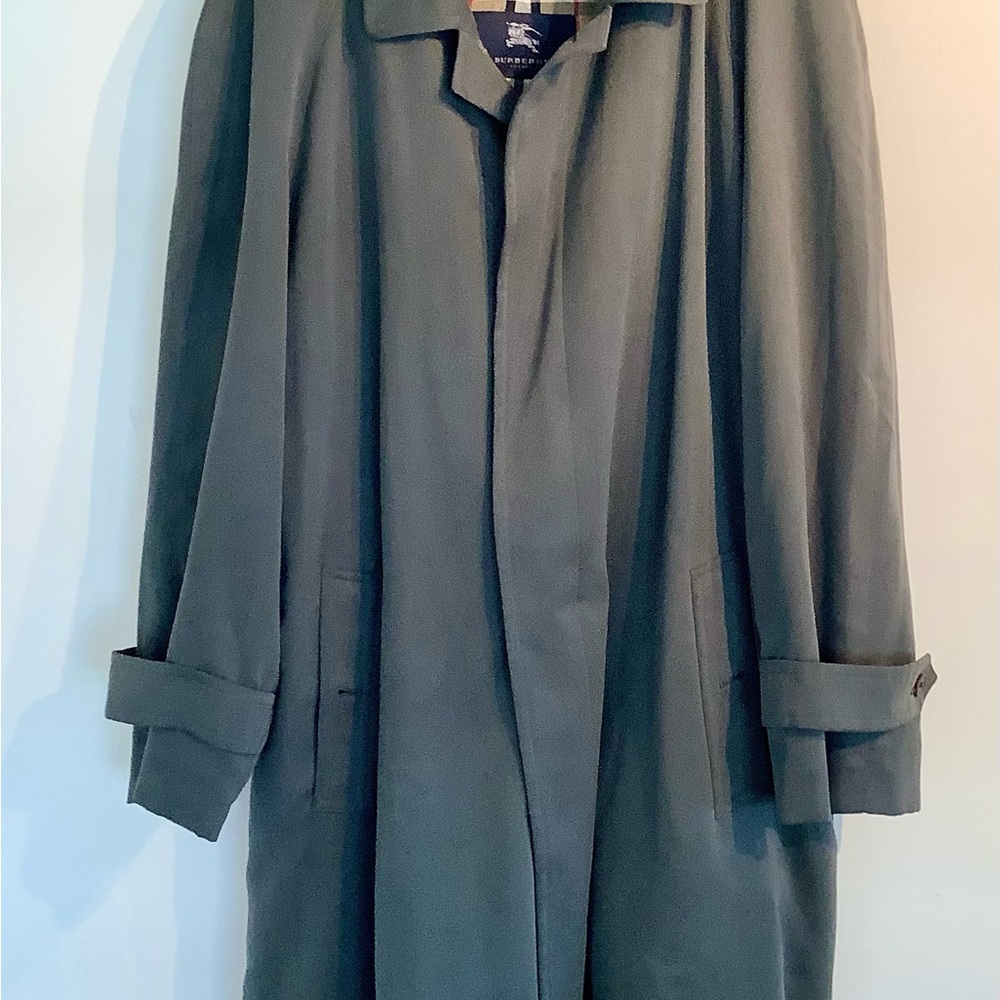 Burberry Men's Gray Trench Coat - Size Large / 44R - Picture 2 of 7